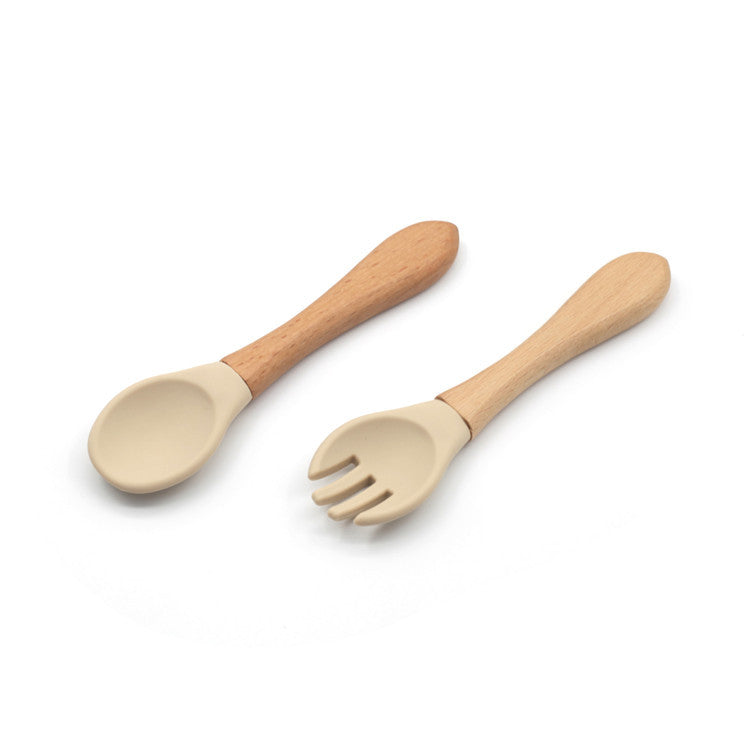Set tacamuri pentru bebelusi, lingurita + furculita, diverse culori, silicon si lemn, 6 luni+