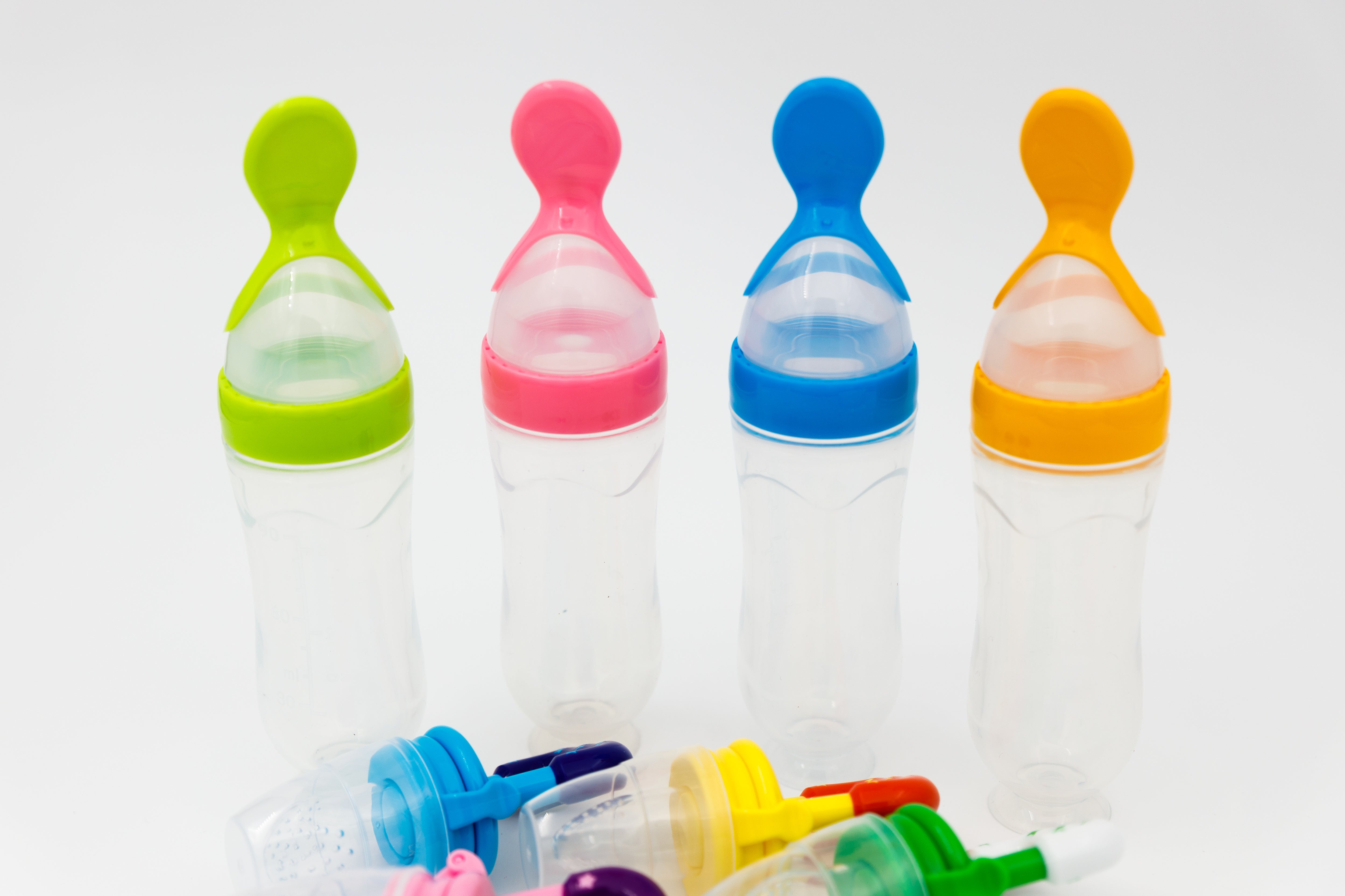 Set de hranire pentru bebelusi 5 in 1, 6 luni+, diverse culori, silicon, 21x5 cm